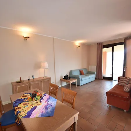 Apartment Belvilla By Oyo Vigneto Di Diciotto, Cleaning Included