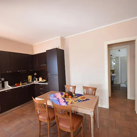 Apartment Belvilla By Oyo Vigneto Di Diciotto, Cleaning Included