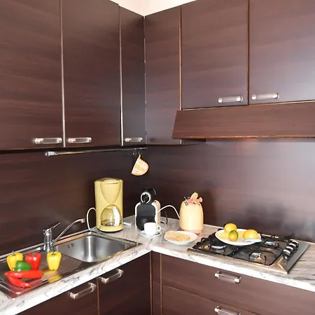 Apartment Belvilla By Oyo Vigneto Di Diciotto, Cleaning Included